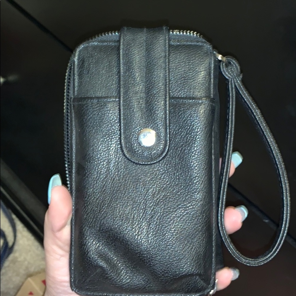 Wristlet. Barely used.
